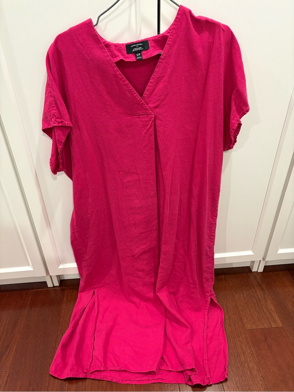 Banana Republic Hot Pink V-Neck Tunic